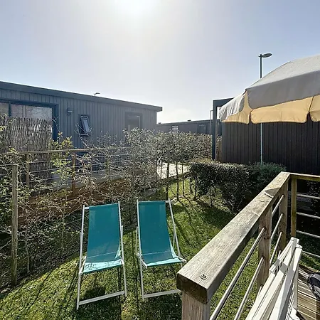 Casa de Férias Mobil-home Grand Confort à - Plage, Piscine Chauffée, Fitness Et Parking - Fr-1-361a-66 Jullouville-les-Pins
